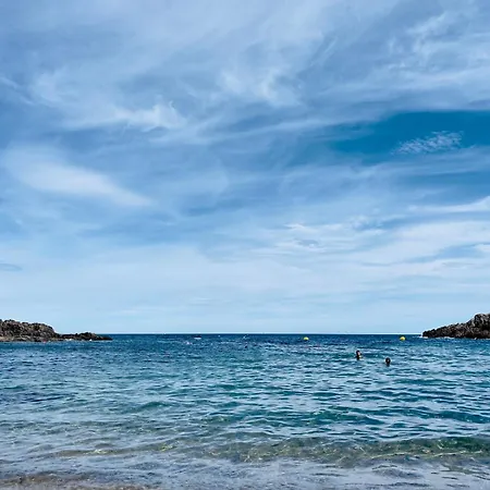Pieds Dans L'eau アパート